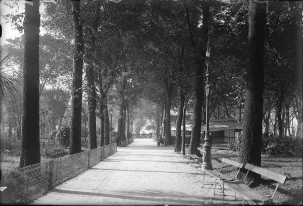 1928 Jardines de Begoña foto de Antonio Carreta